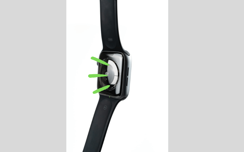 What is the green light on Apple Watch?